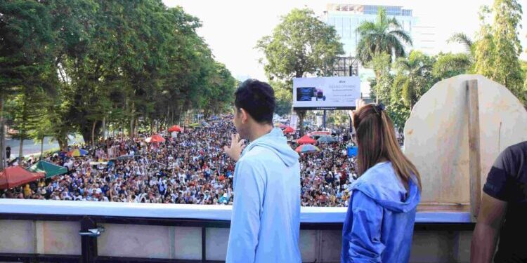 Muzani, Gibran, hingga Gubernur Hadiri Jalan Sehat Bersama Masyarakat Sulsel