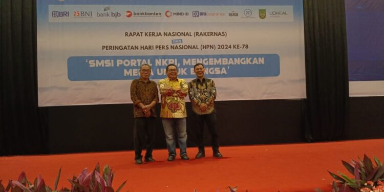 Negara ini sedang tidak baik-baik saja. Negara ini sakit karena persnya sakit.