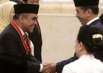 Presiden Jokowi Anugerahkan Bintang Maha Putra Kepada Ahmad Muzani