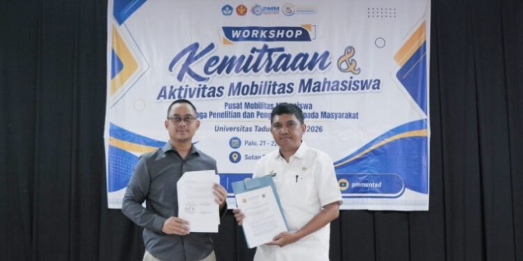 Diskominfosantik Sulteng dan Untad Perkuat Kolaborasi melalui Nota Kesepahaman